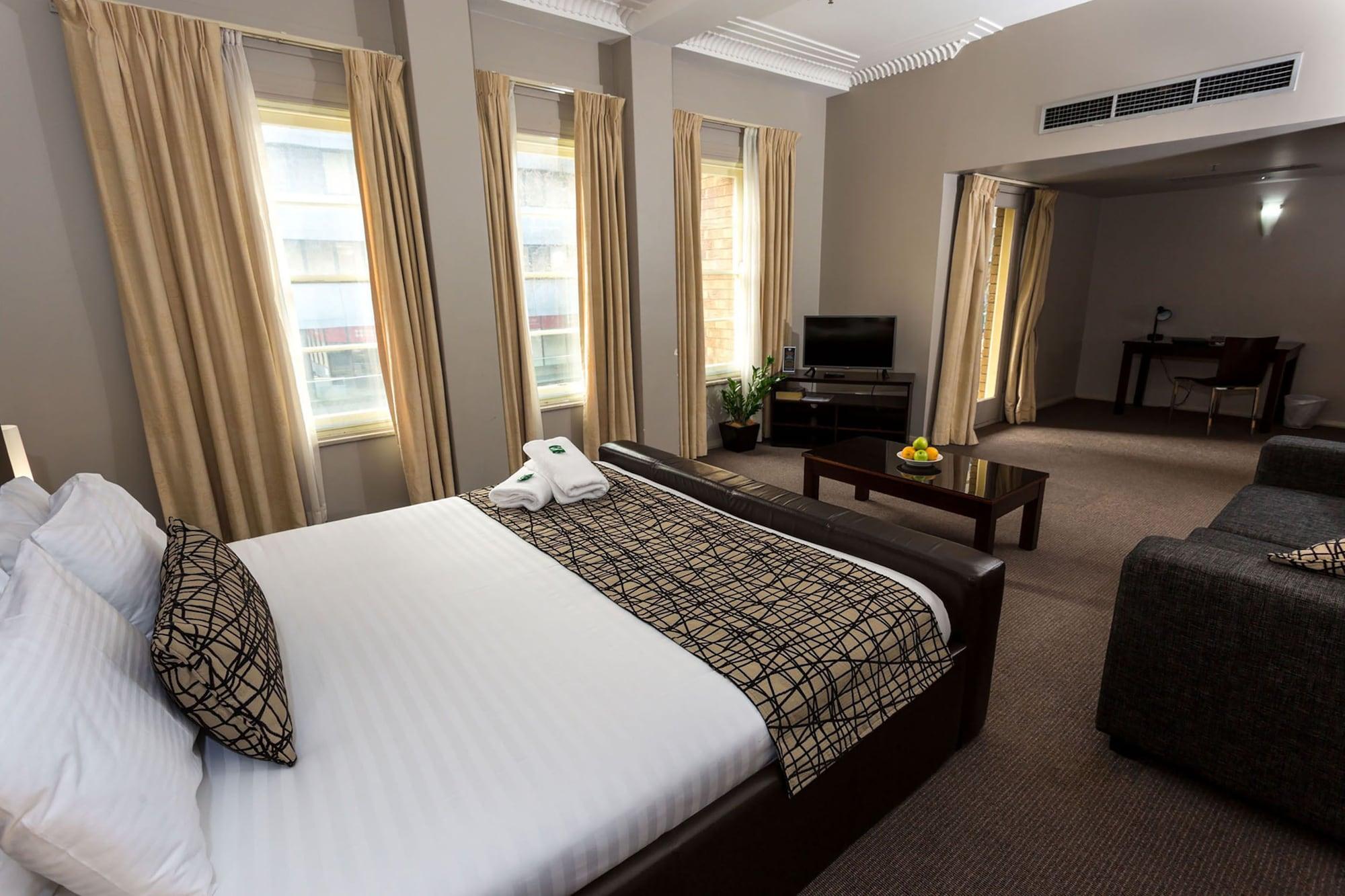 Clarendon Hotel Ньюкасл Экстерьер фото