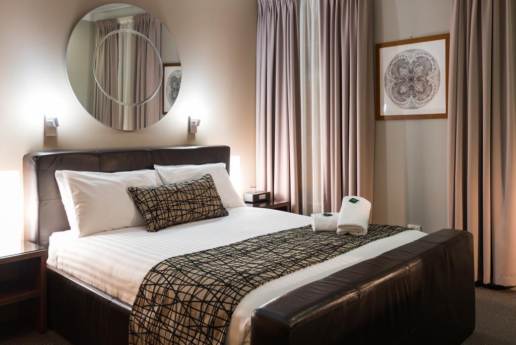 Clarendon Hotel Ньюкасл Экстерьер фото